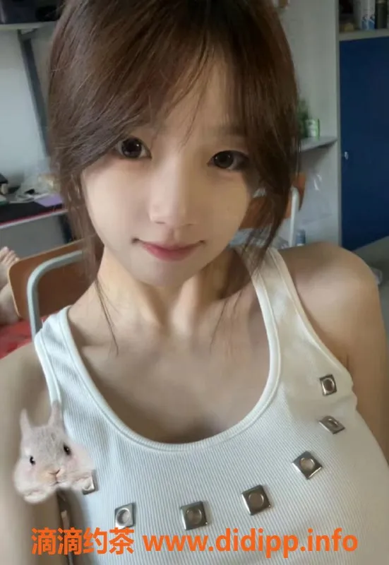 深圳楼凤-龙岗嫩妹冰冰，171cm/45kg/34C，茶水费500元起