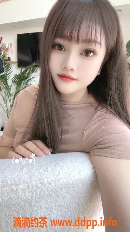 广州楼凤-黄埔冰冰，乖巧妹妹，160cm身高24岁