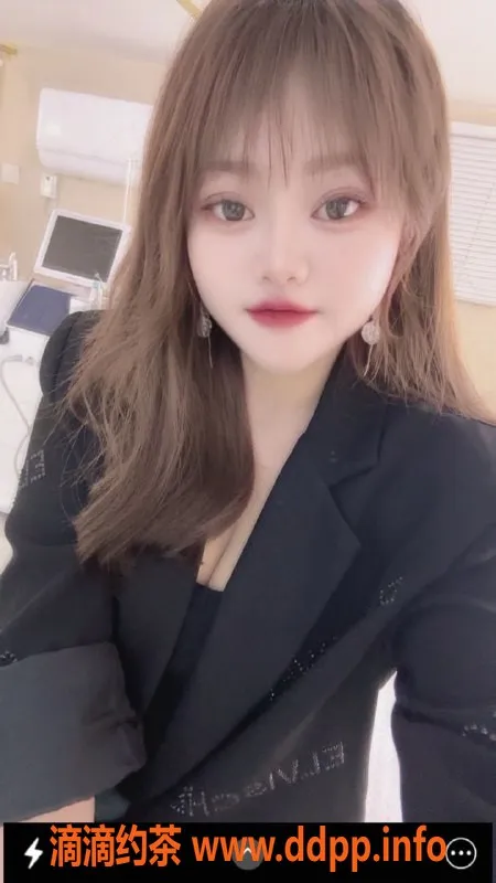 广州楼凤资源信息,黄埔冰冰，乖巧妹妹，160cm身高24岁