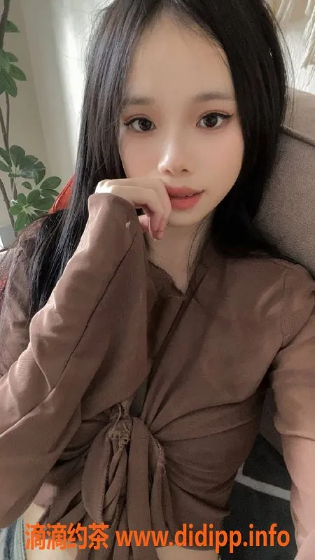 长沙楼凤资源信息,长沙米米，19岁157cm，400p共浴服务