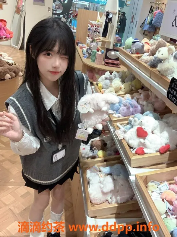 杭州楼凤-茗露，165cm甜系大一生，陪浴调情仅1500元起