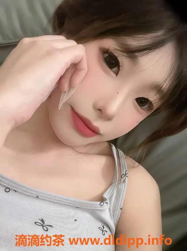 广州楼凤-天河嫩妹猫喜7P双飞鸳鸯浴体验