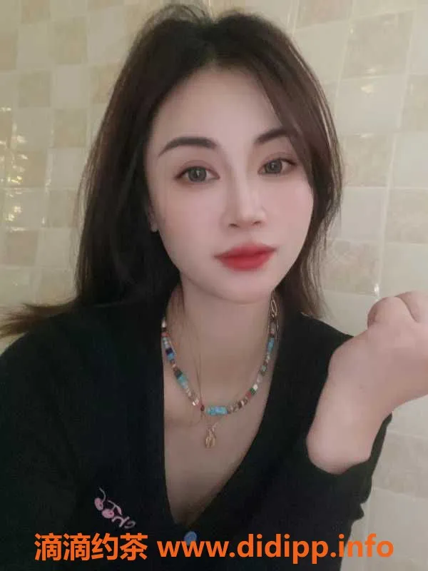 广州楼凤资源信息,广州白云朵朵，25岁166cm，35D胸围，服务超好