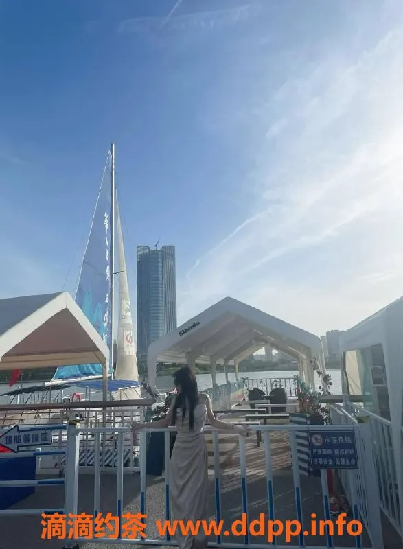 西安楼凤-高新区瑶笙，10pp舌吻服务，轻松约课！