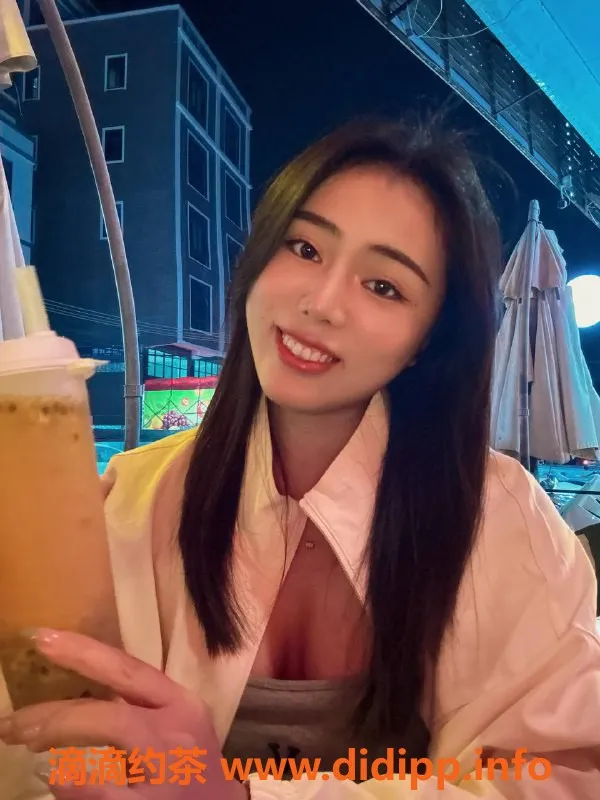 厦门楼凤-厦门思明区糖宝，身高162，体重54，提供多款服务