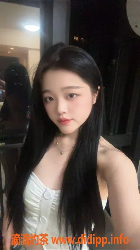 广州楼凤-天河嫩妹喵喵，700元性价比高！