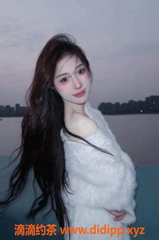 深圳楼凤-南山胡小小，950元视频认证服务