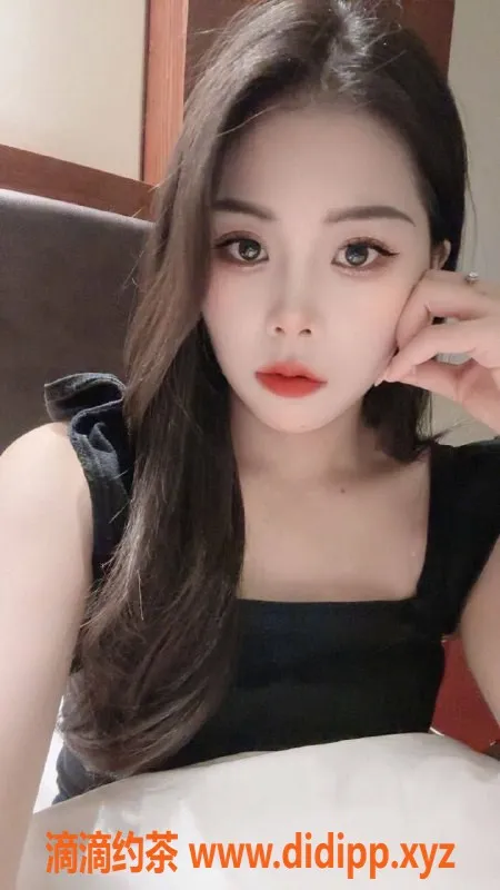 东莞楼凤-常平菲菲，高级服务3000元，尽享奢华体验