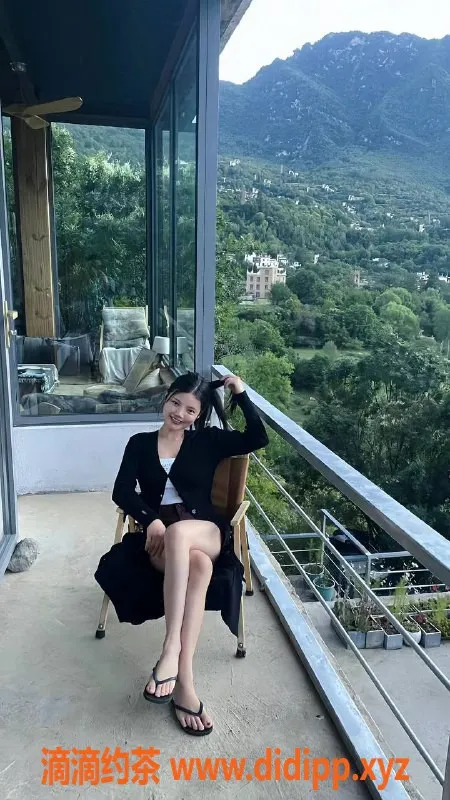 深圳楼凤-光明新区小琳，23岁165cm，性感诱惑等你来体验！