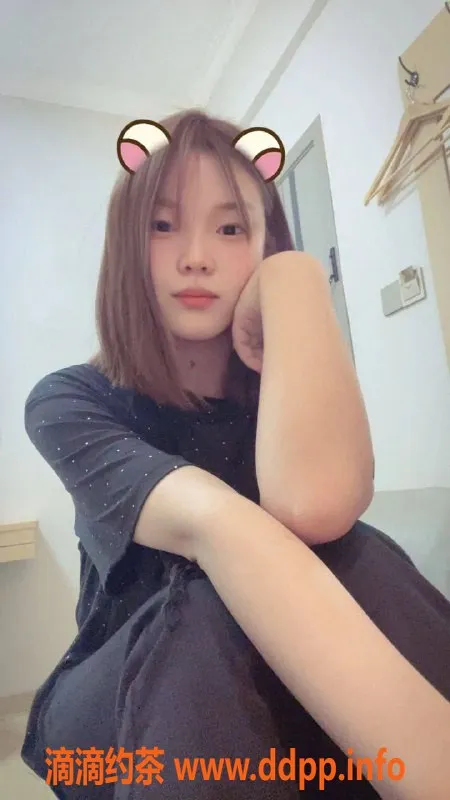 广州楼凤-白云嫩妹小清，700元超值服务体验