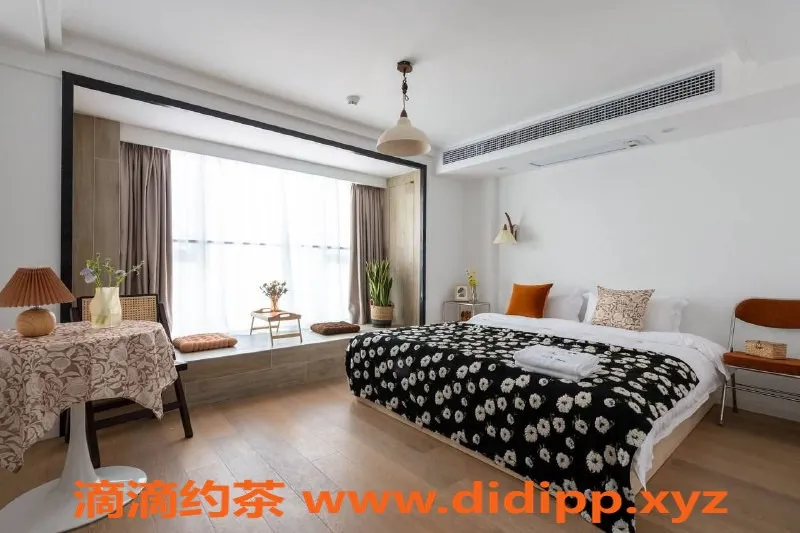 厦门楼凤-厦门高端陪玩｜19岁女大学生699元/小时