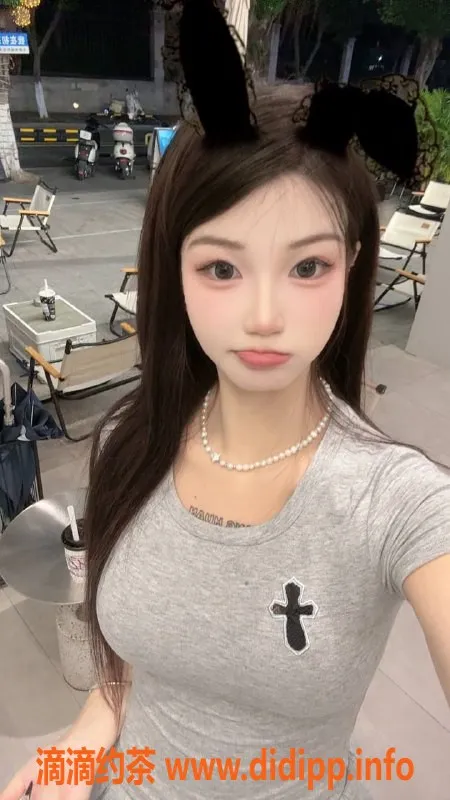 东莞楼凤-南城瑶瑶，800元P服务，超值体验！