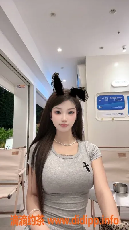 东莞楼凤-南城瑶瑶，800元P服务，超值体验！