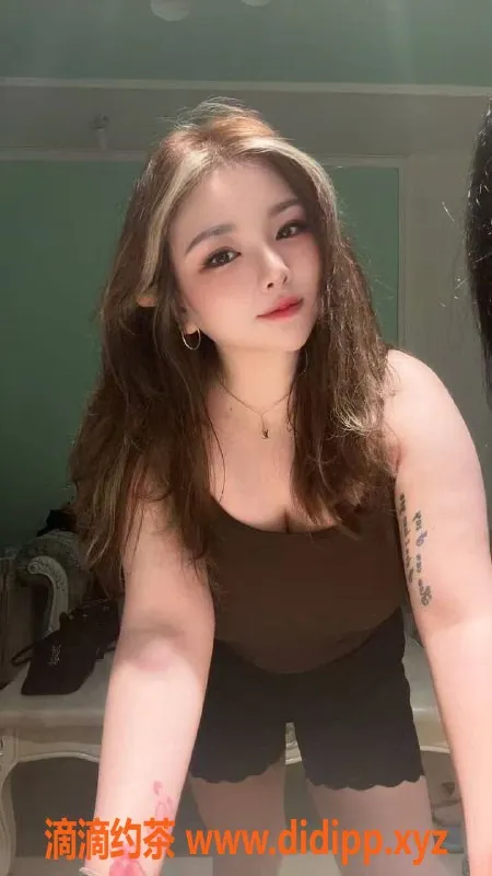 东莞楼凤-南城奶姐，服务超赞，P仅500，PP只需900