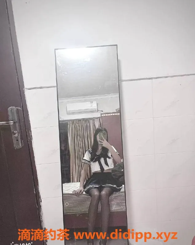 深圳楼凤-龙华晓晓，身材火辣，服务超赞