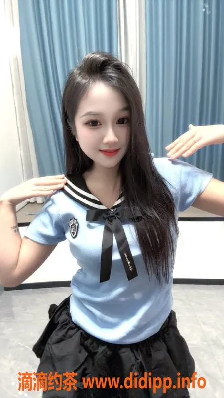 广州楼凤-佛山金沙洲可可，700起蛇吻服务