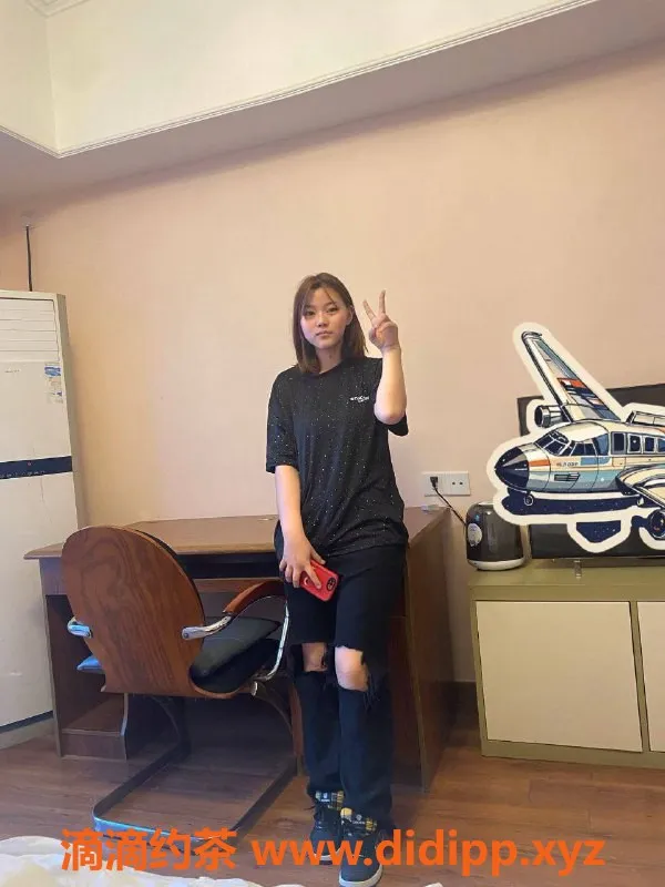 广州楼凤资源信息,广州天河清清老师，700元起服务