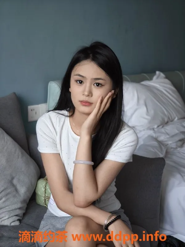 成都楼凤-成华区培培，166cm，90斤，服务多样，颜值在线