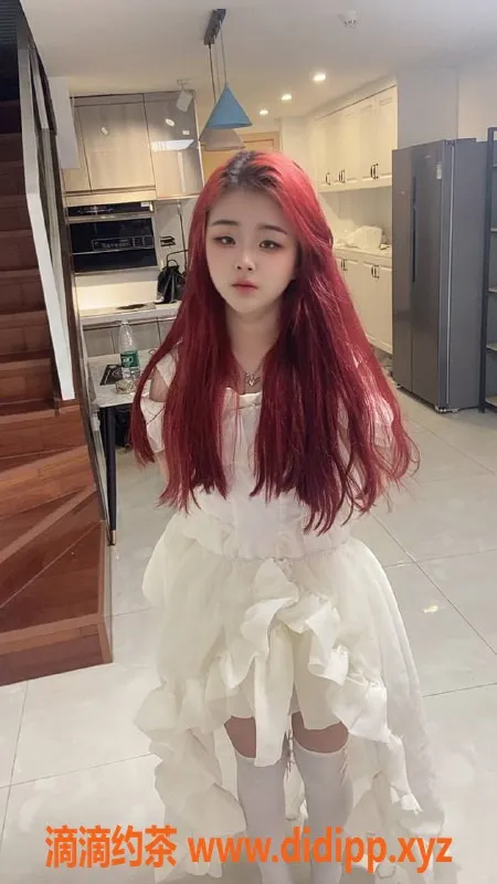 广州楼凤-金沙洲小甜甜，800元嫩妹服务