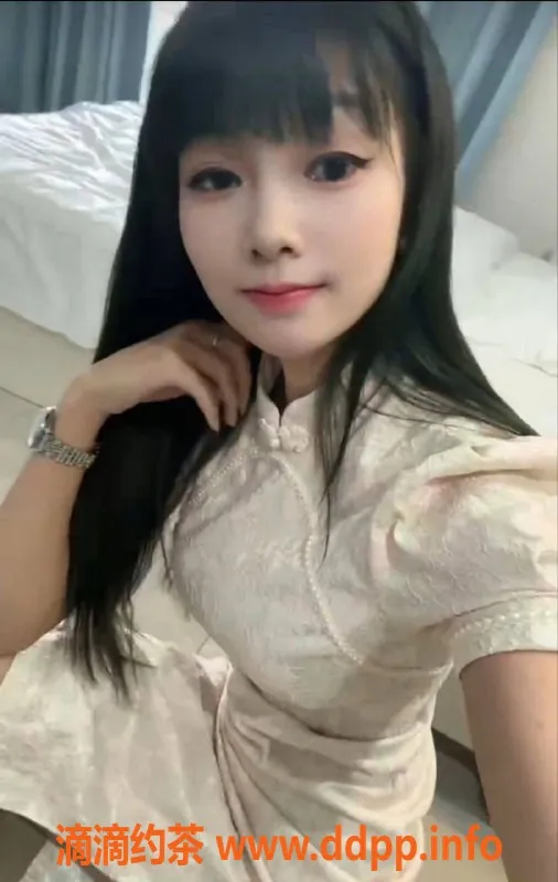 广州楼凤-广州白云飞飞，550元蛇吻服务体验