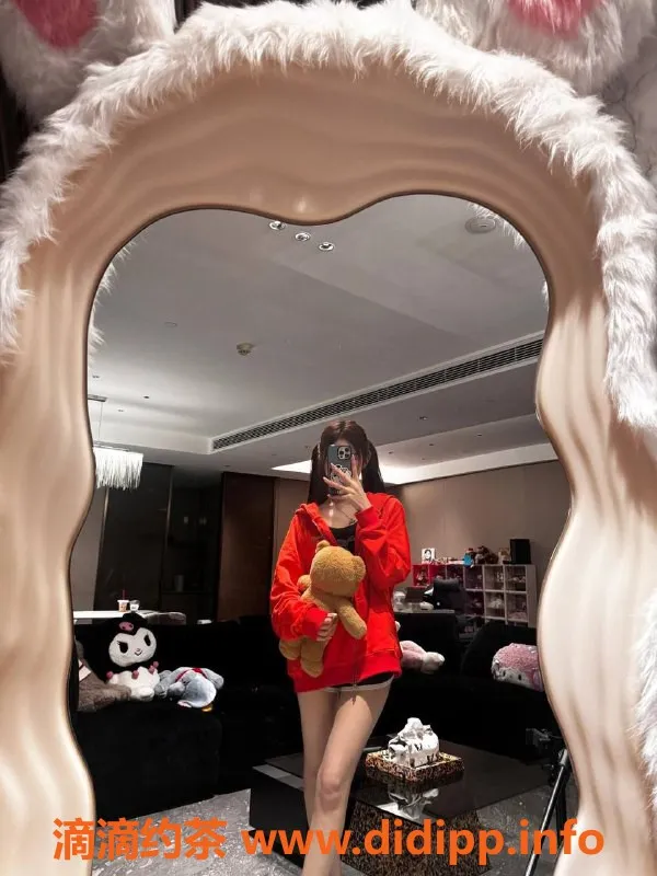 杭州楼凤-上城区19岁龙希妍，165cm C罩胸，1500起价