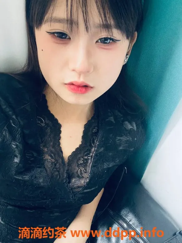 长沙楼凤-雨花区梦茹，500p嫩妹，激情服务等你来体验！