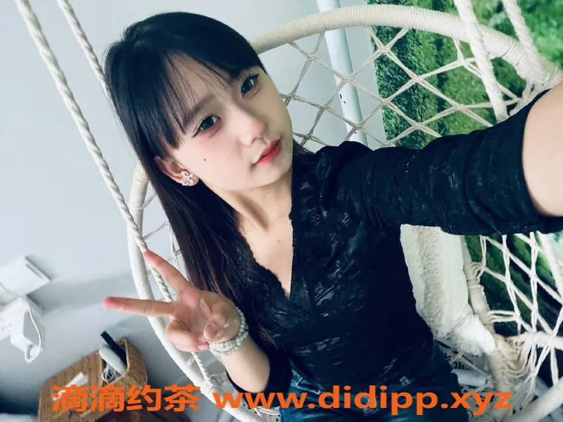 长沙楼凤-雨花区梦茹，500p嫩妹，激情服务等你来体验！