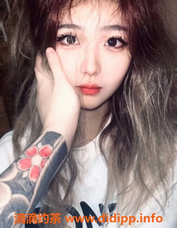 上海楼凤-普陀小鱼：18岁，170高，1400元起，尽享服务