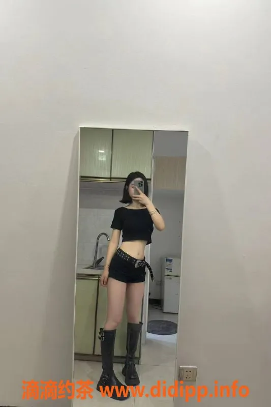 杭州楼凤资源信息,上城区如烟，1000p私密服务，工兵优惠中！