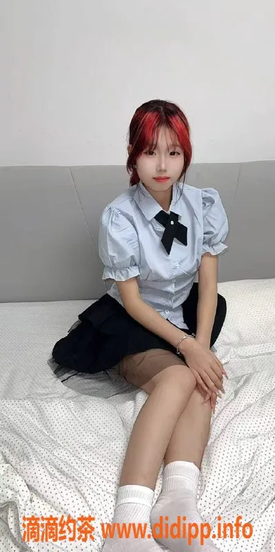 长沙楼凤-雨花区小佳，600元享受嫩妹服务