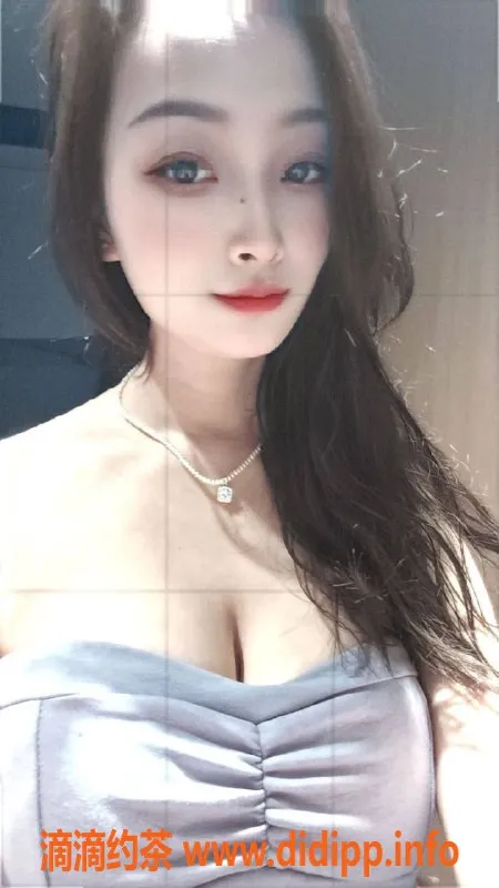 成都楼凤-苪溪儿｜武侯区大奶车服务｜6P优惠体验