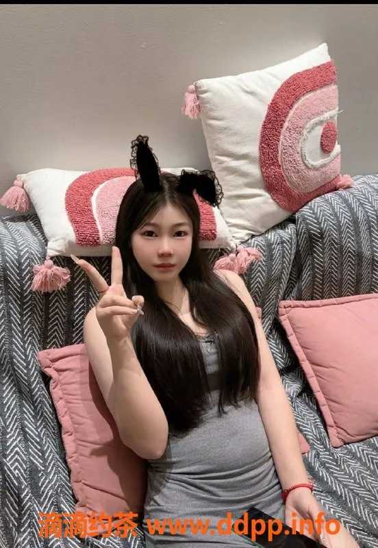 成都楼凤-依依 成华区微胖妹妹 162cm C+奶 服务好