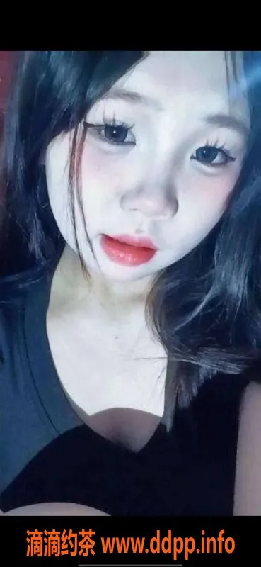 成都楼凤-成华区微坦嫩妹紫萱，170cm大奶服务超赞！