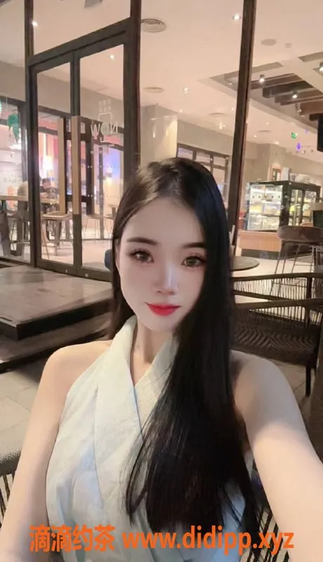 广州楼凤-番禺小婷，6P御姐服务，舌吻鸳鸯浴体验