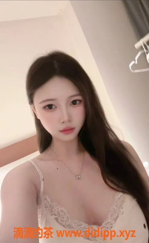 杭州上门服务-拱墅嫩妹小芊，上门服务69互舔体验