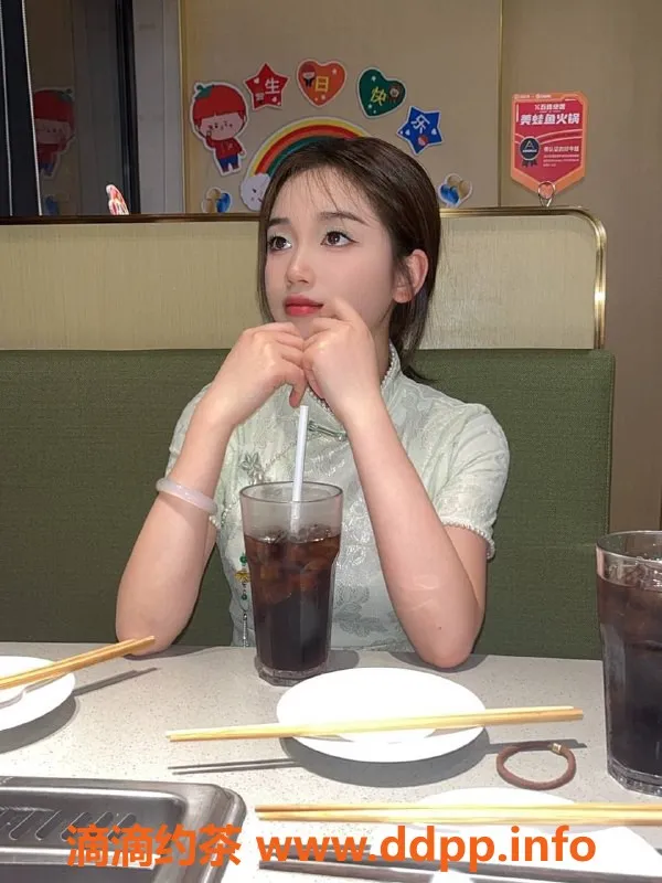 广州楼凤-白云嫩妹白兔兔，700元体验服务