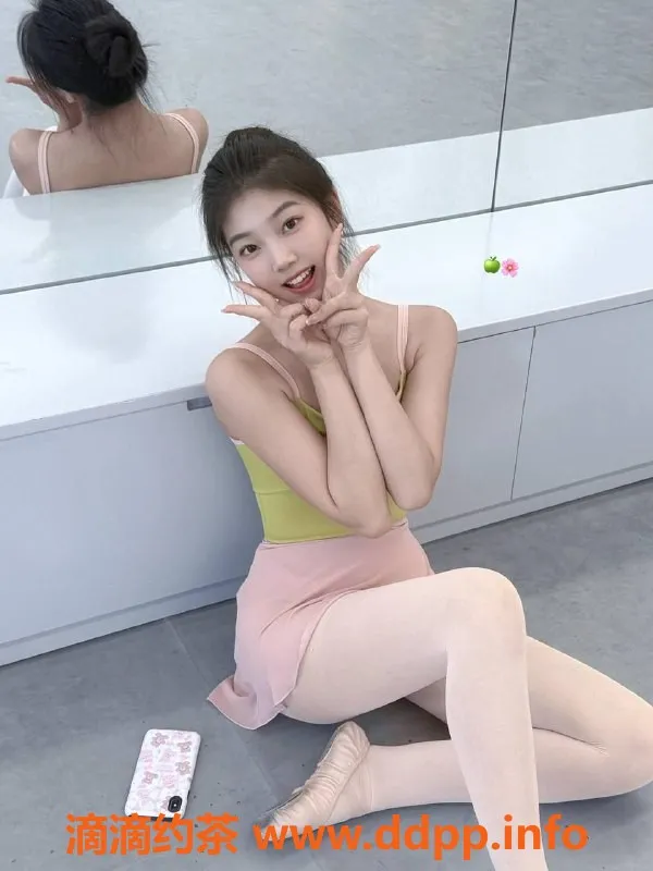 杭州楼凤-杭州小薯条，19岁163cm白皙女友体验，仅1500元起