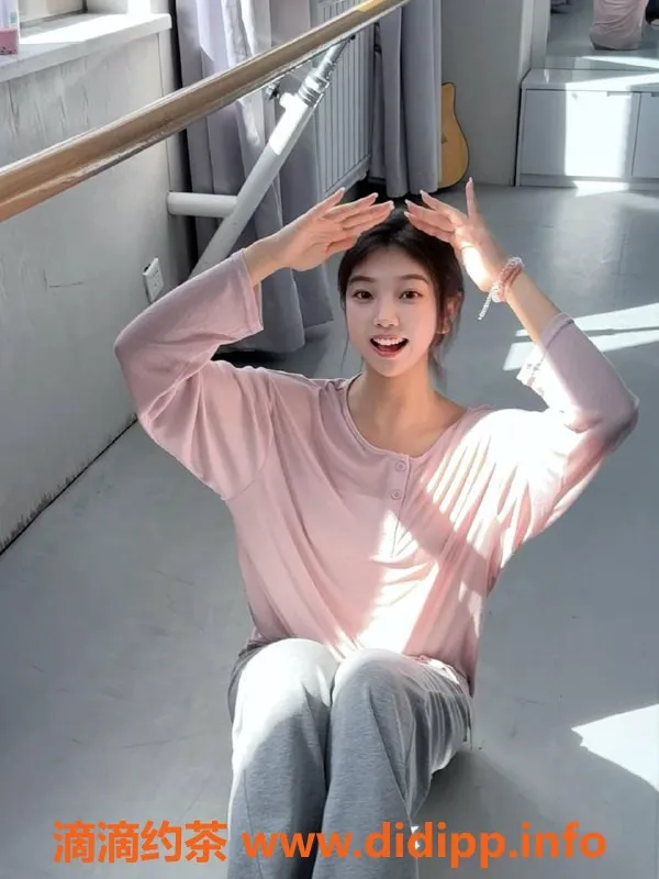 杭州楼凤资源信息,杭州小薯条，19岁163cm白皙女友体验，仅1500元起