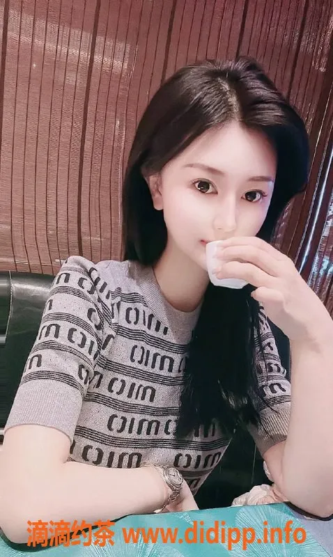 成都楼凤-锦城湖御姐云中月，170cm身材，优质服务