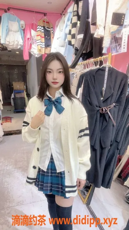 广州楼凤-滘口嫩妹小曼，12pp已视频验证上门服务