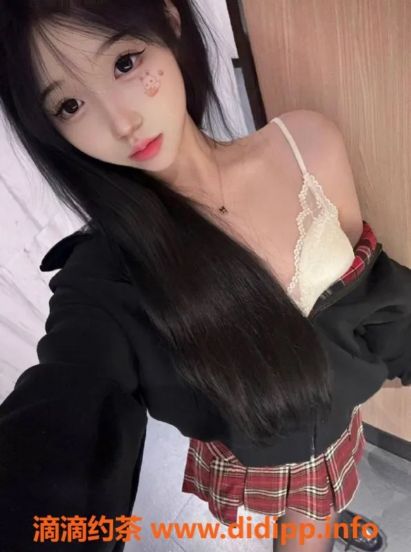 广州楼凤资源信息,广州天河小玉老师，1000起，蛇吻服务等你体验