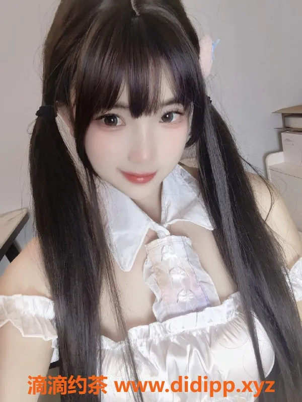 广州楼凤-天河小葡萄，20P嫩妹Cosplay服务荐