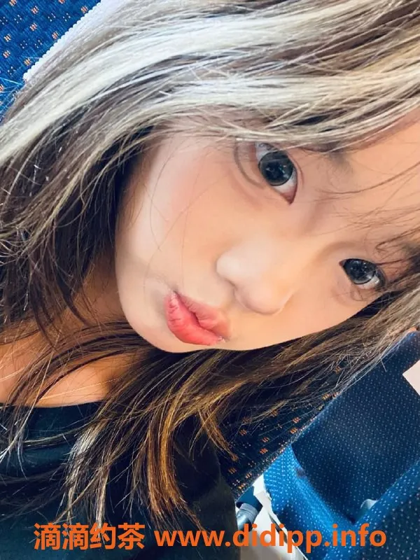 东莞楼凤-大朗小嫩芽，800元引体入胜服务