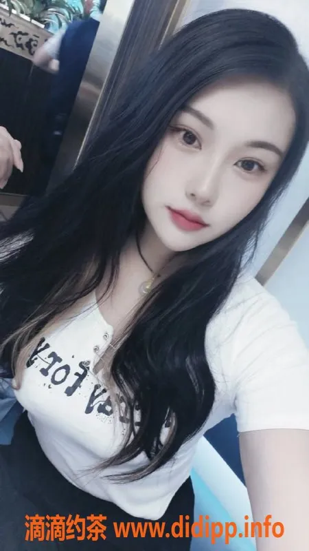 武汉楼凤-武昌小楠，私聊了解超值服务！