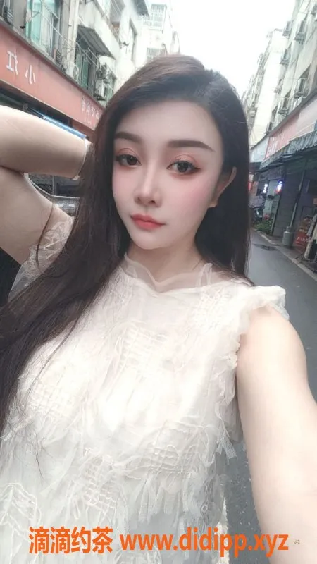 南昌楼凤-红谷滩御姐婷婷，25岁，160cm，46kg，服务多样