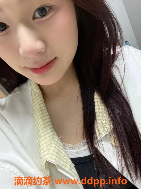 郑州楼凤资源信息,郑州18岁星星，160身高50kg，价格亲民