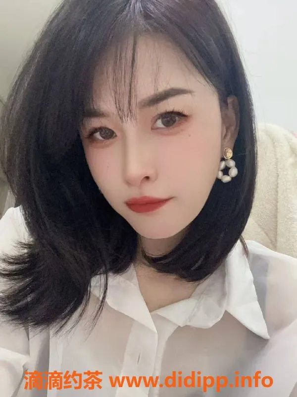 成都楼凤资源信息,锦江区芯芯，瘦小少妇，服务全，价格优