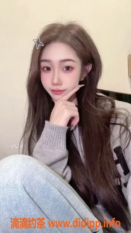 广州楼凤-广州大学学妹小馒头，身高170，19岁粉嫩身材