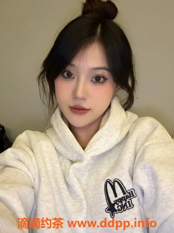 广州楼凤-黄埔嫩妹韩晨，650元尽享精彩服务