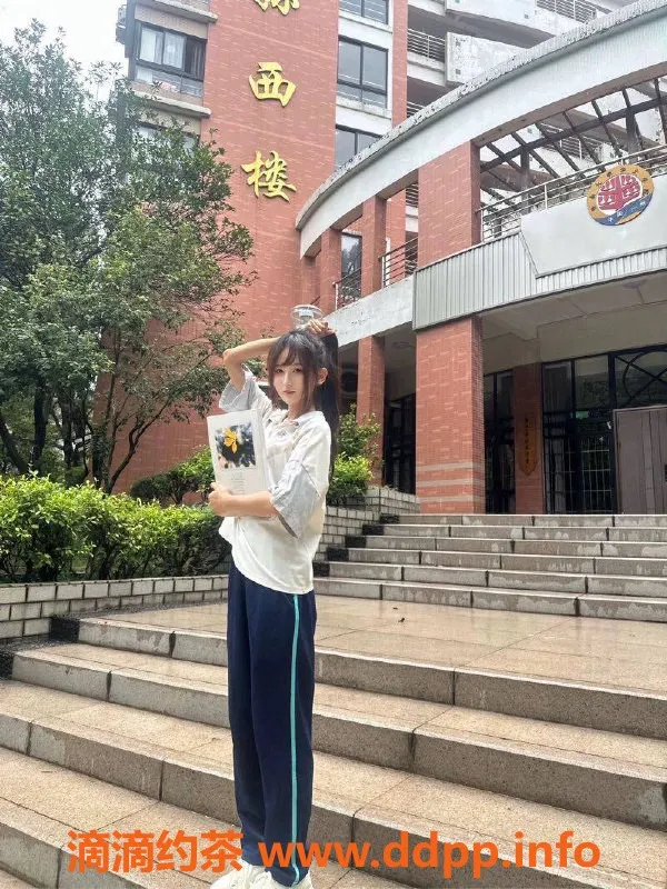 广州楼凤资源信息,天河萝莉温—嫩妹2200元服务，诚心推荐！